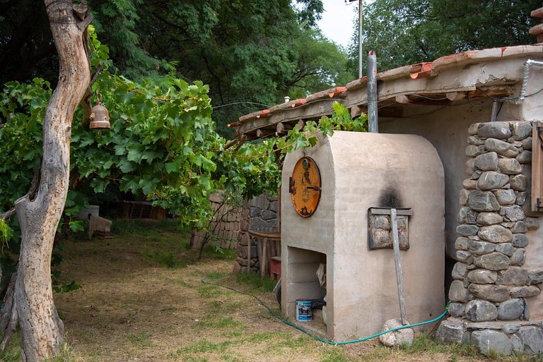 Casa Adobe Amaicha: Río, Paz y Fogón