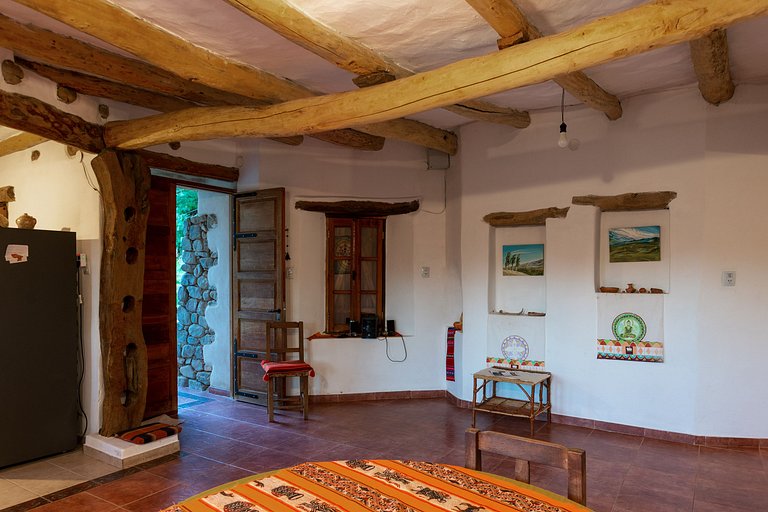 Casa Adobe Amaicha: Río, Paz y Fogón