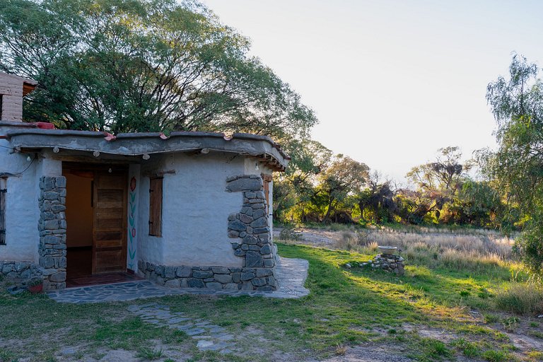 Casa Adobe Amaicha: Río, Paz y Fogón