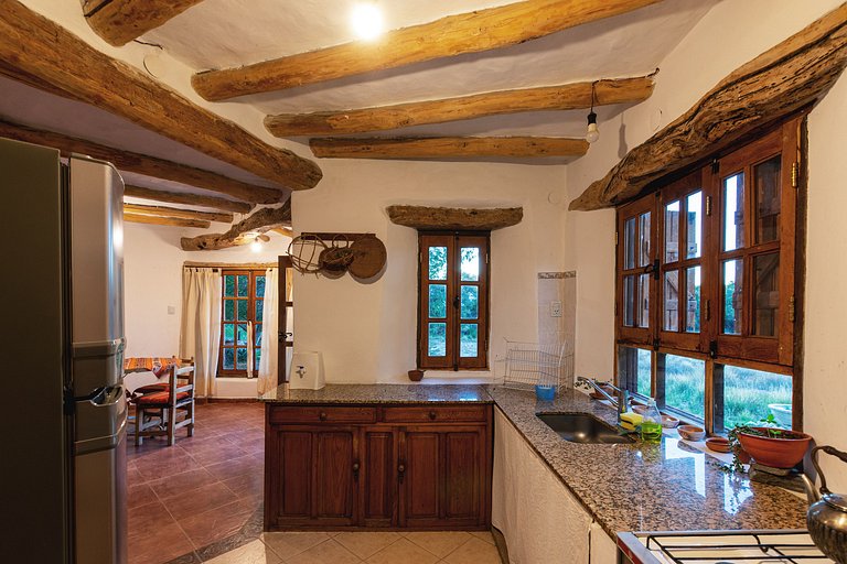 Casa Adobe Amaicha: Río, Paz y Fogón