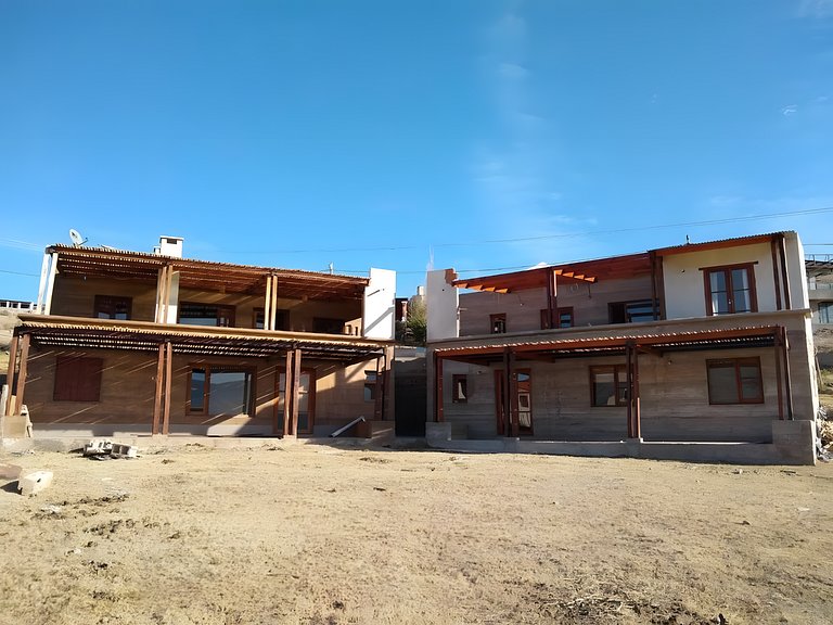 Los González – Cabañas con Vista al Valle