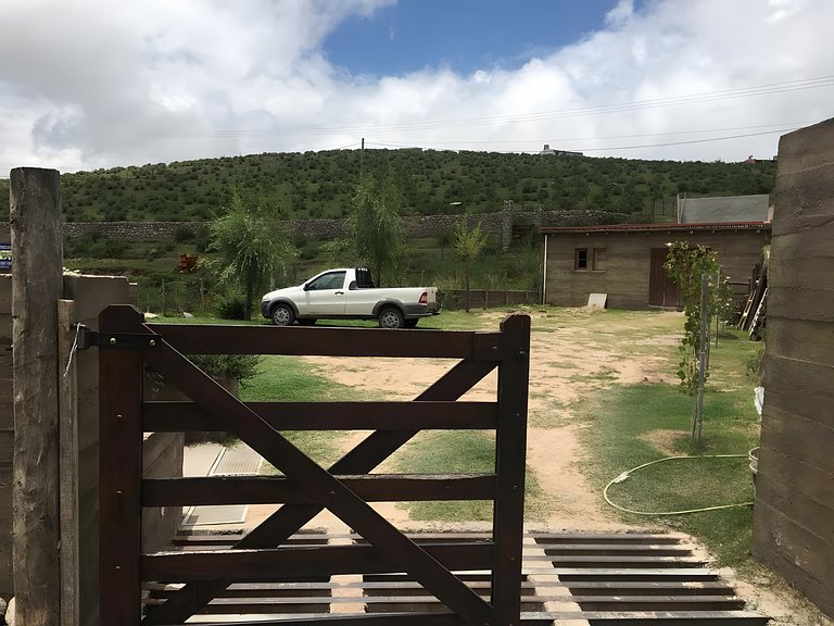 Los González – Cabañas con Vista al Valle