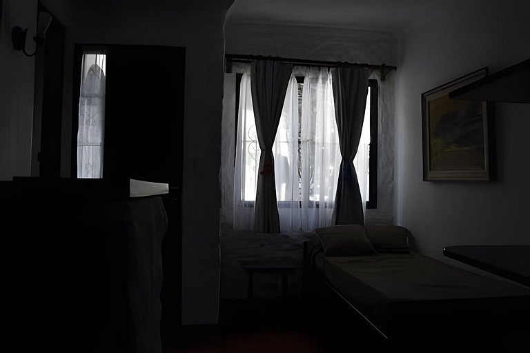 Lo de Sara. Casa pequeña al pie del cerro
