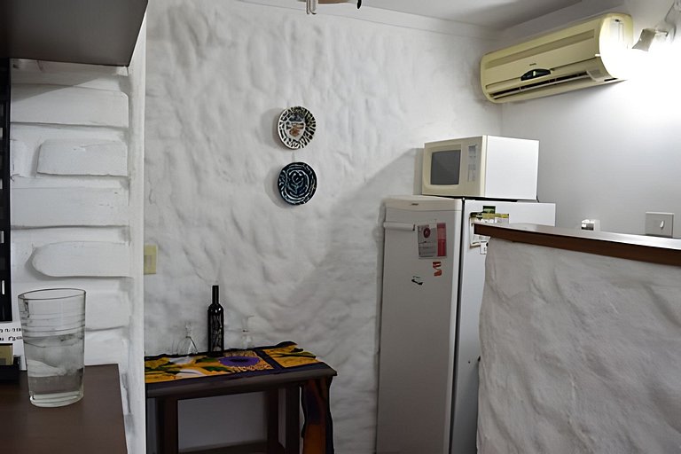 Lo de Sara. Casa pequeña al pie del cerro