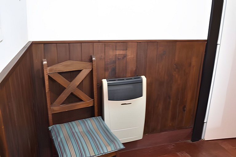 Lo de Sara. Casa pequeña al pie del cerro