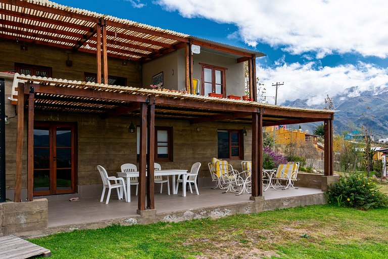 Los González – Cabañas con Vista al Valle