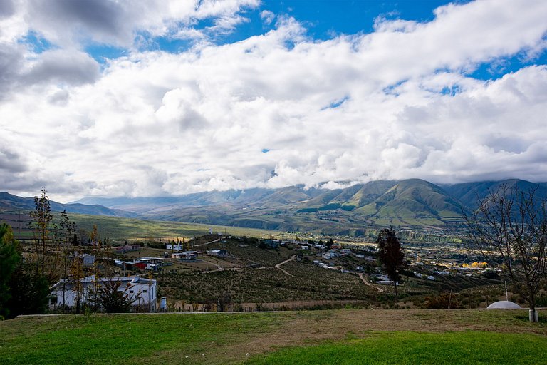 Los González – Cabañas con Vista al Valle