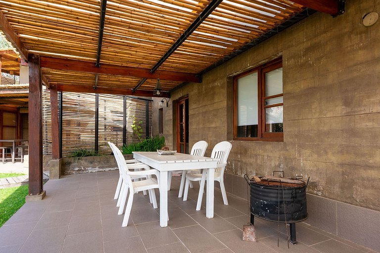 Los González – Cabañas con Vista al Valle