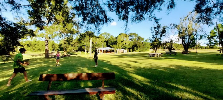 Los Lapachos. La naturaleza es acá