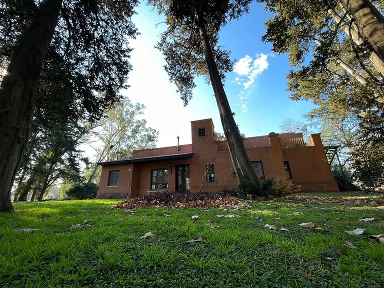 Estrella Federal, parrilla, piscina y río Paraná