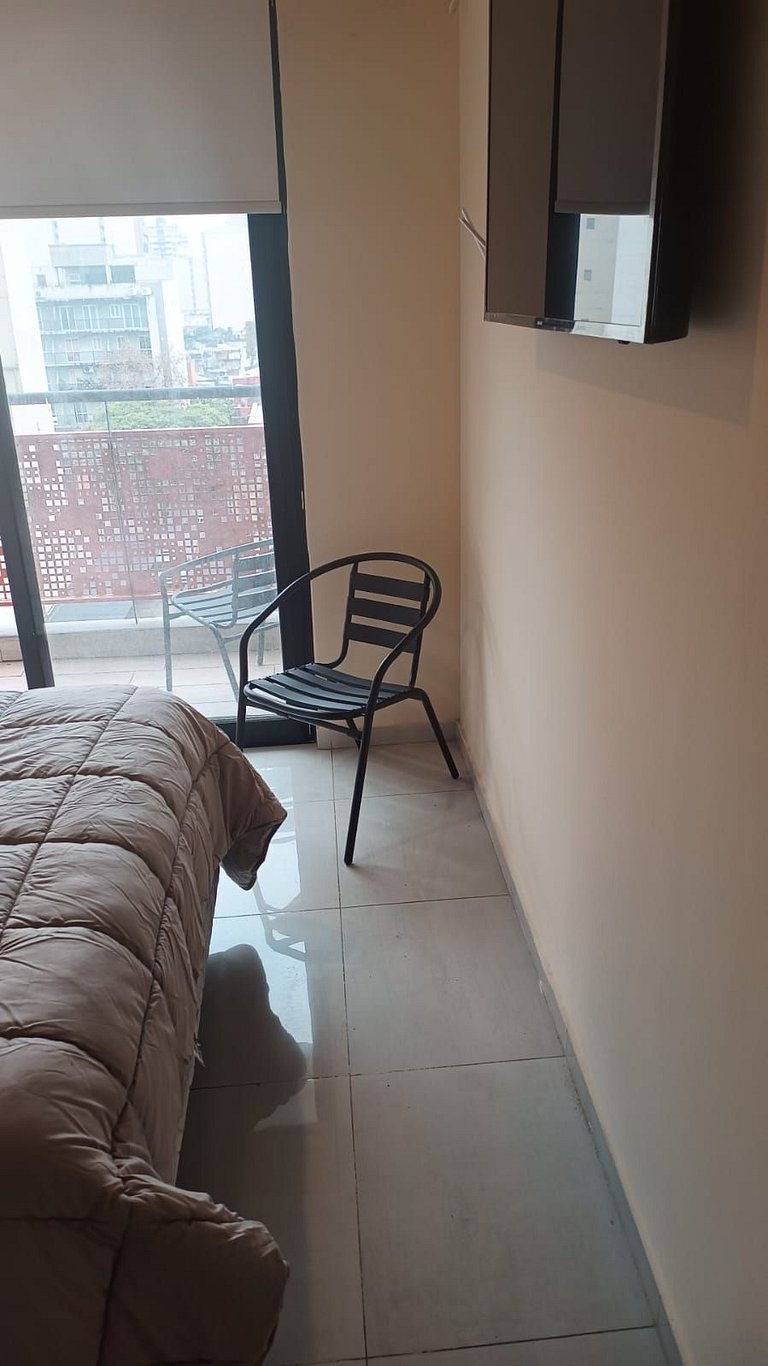 Moderna Suíte GPT com piscina e garagem