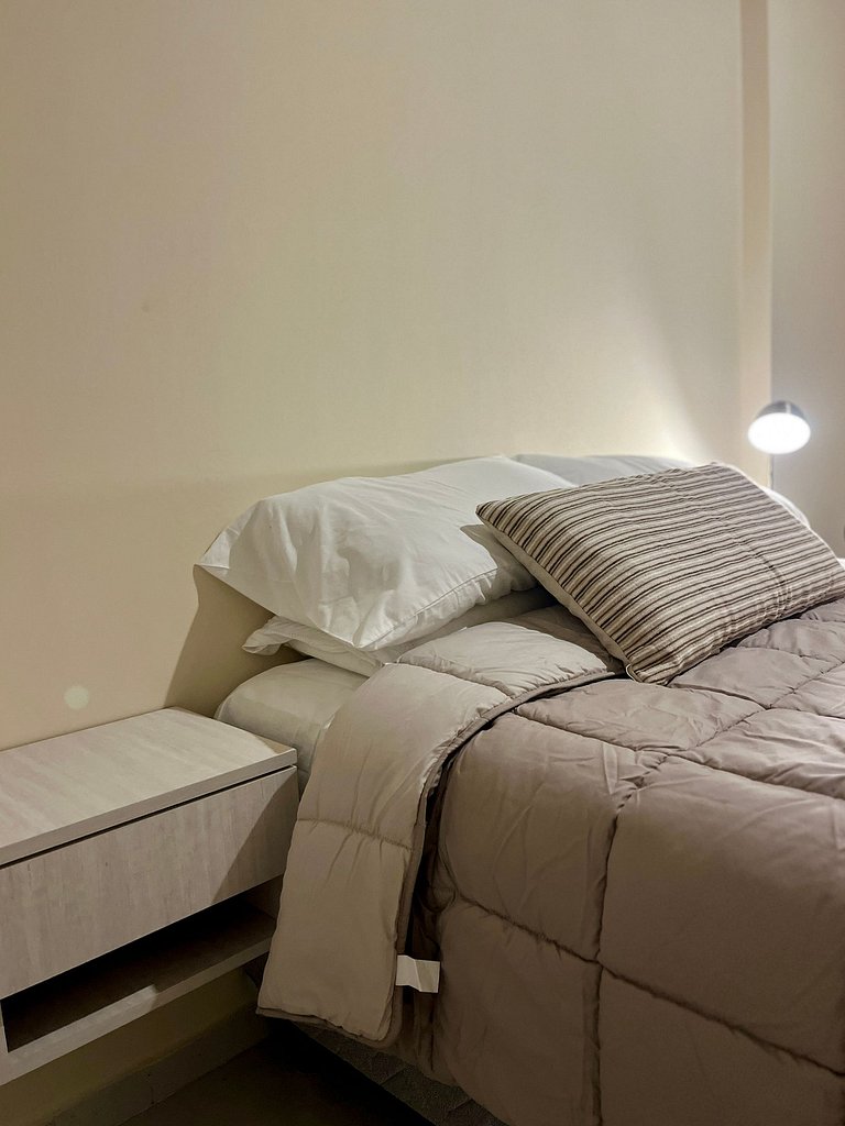 Moderna Suite GPT with a swimming pool and parking