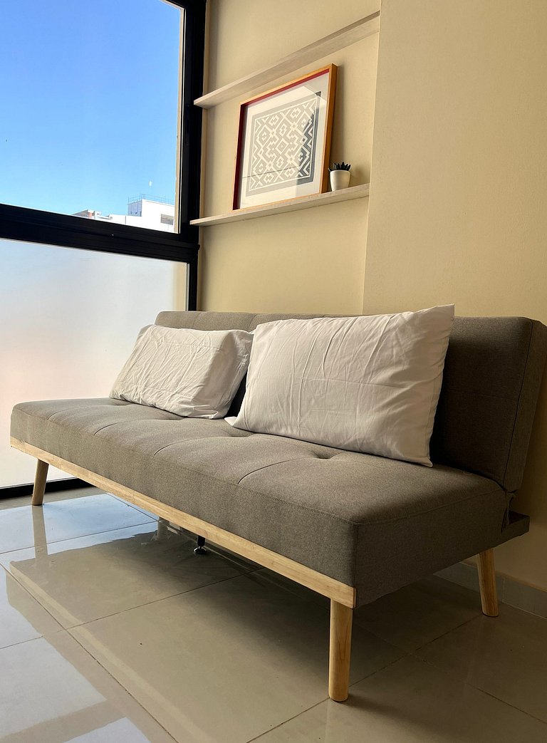 Moderna Suite GPT with a swimming pool and parking