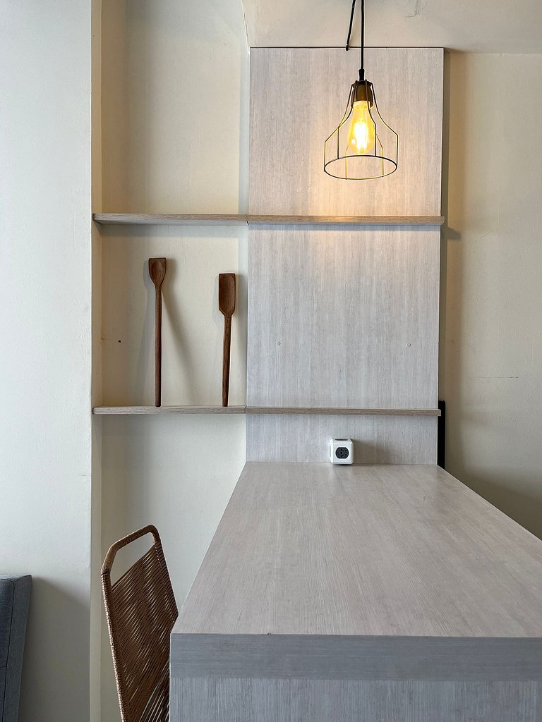 Moderna Suite GPT with a swimming pool and parking