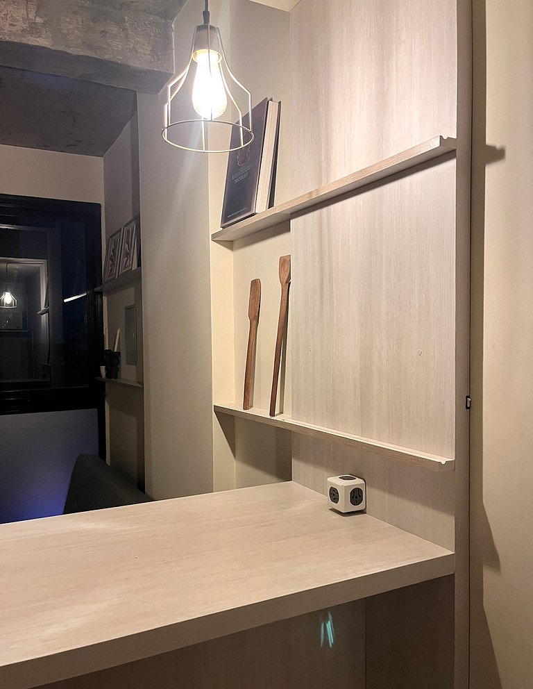 Moderna Suite GPT with a swimming pool and parking