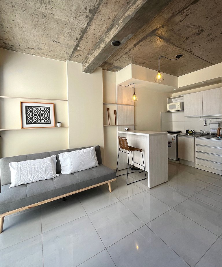 Moderna Suíte GPT com piscina e garagem