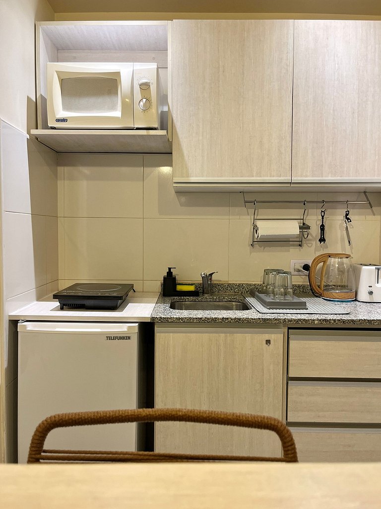 Moderna Suíte GPT com piscina e garagem