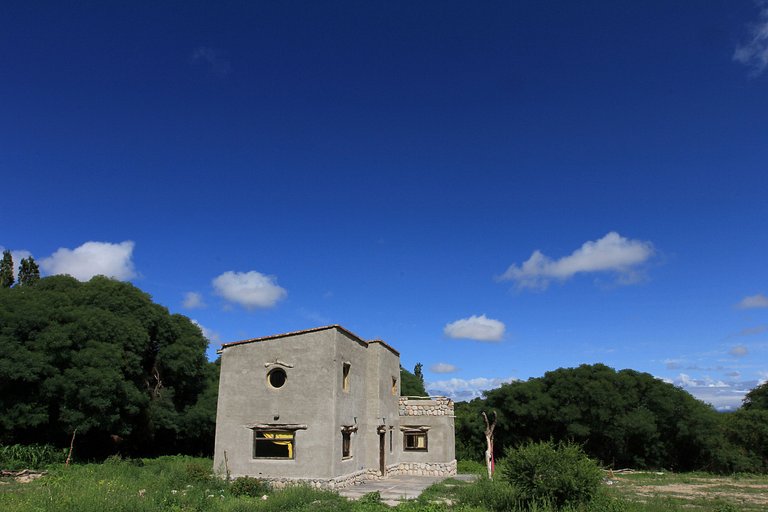 Casa escondida en La Fronterita de Amaicha
