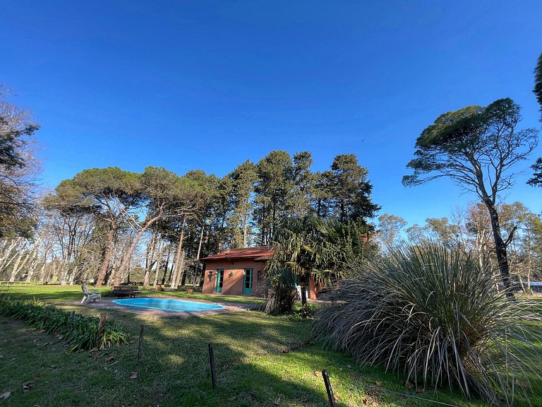 Estrella Federal, grill, pool and Paraná river