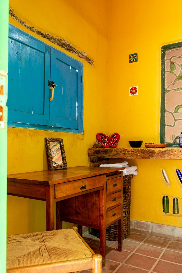 Hidden House in La Fronterita