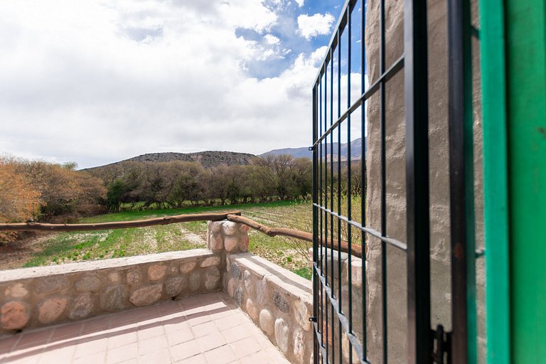 Hidden House in La Fronterita